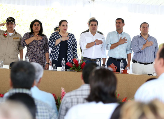 Honduras espera unos 800 millones de dólares por turismo en 2014