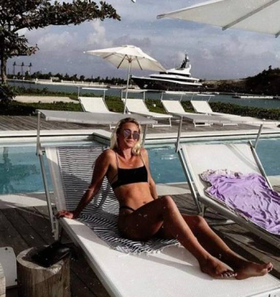 La australiana se definía como modelo en su cuenta de Instagram, donde publicaba imágenes de sus viajes por el mundo, presumiendo su esculpida figura en traje de baño.