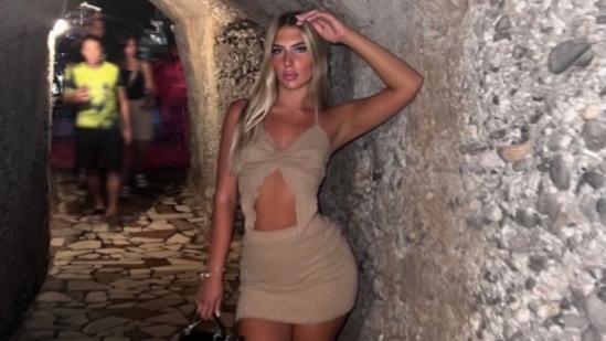 Muere influencer tras sufrir ataque de pánico mientras hacía parasailing