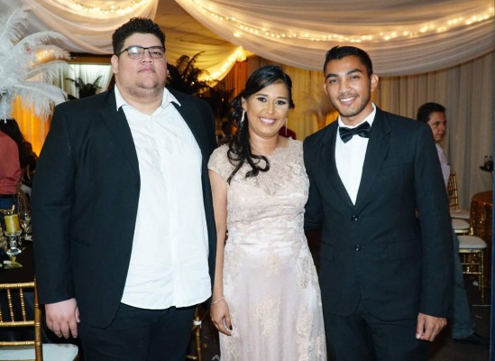 Los quince años de Alejandra Castellón