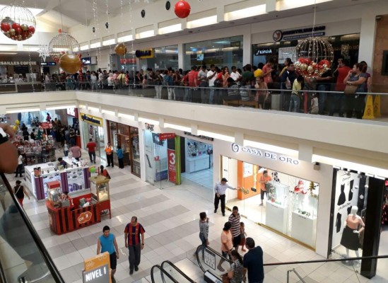 Comercio opera normal luego de dos días caóticos