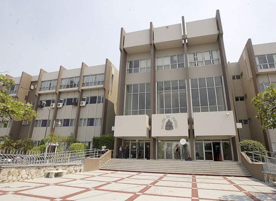 Ley de Justicia Constitucional prohíbe a magistrados retirar firmas de los fallos