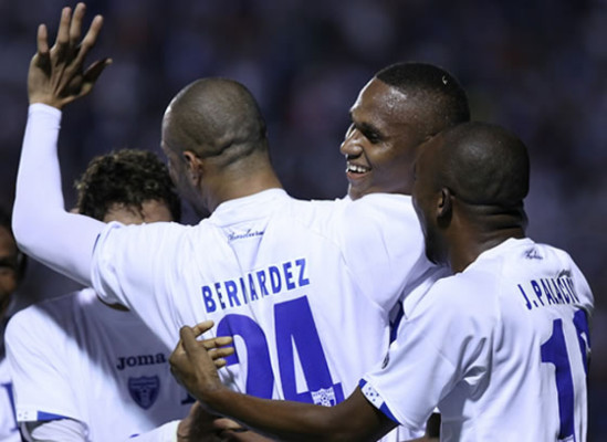 Honduras arranca con pie derecho su preparación