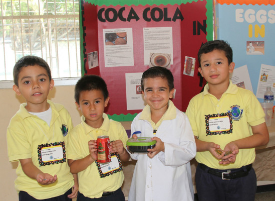 Escuela Golden Legacy realiza su feria científica anual