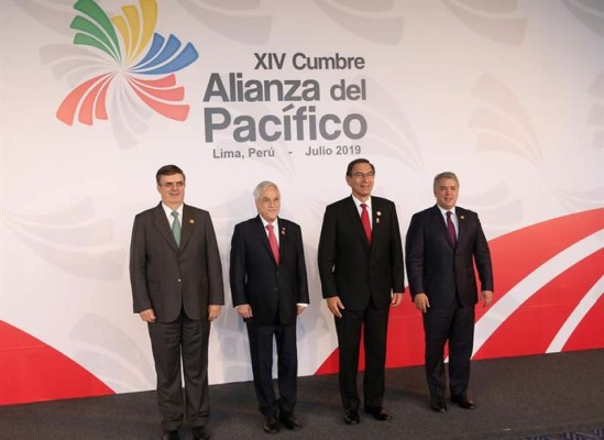 Reunión presidencial, 'anticlimax' de la Cumbre de la Alianza del Pacífico