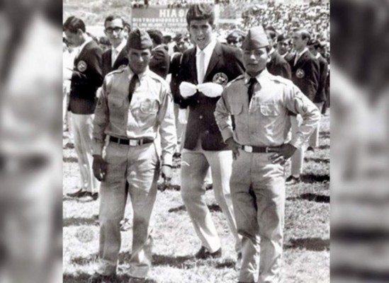 ¡El señor de la televisión! Las fotos más privadas de Salvador Nasralla en su juventud