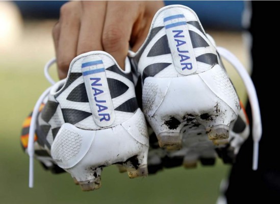 Andy Najar usará nuevos tacos en el Mundial de Brasil