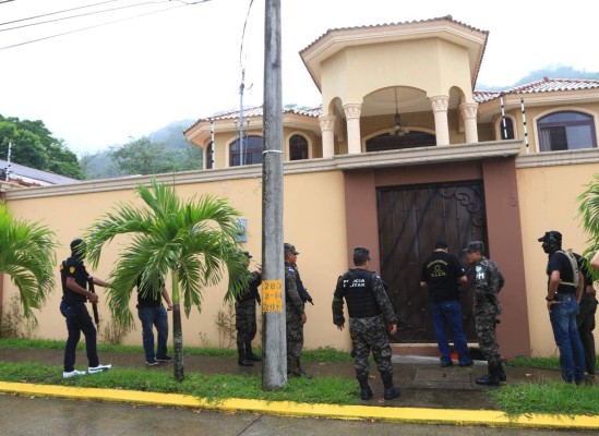 Banco de los Rosenthal prestó L14 millones a 'Los Cachiros” para Joya Grande