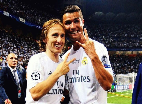 Modric revela que Cristiano Ronaldo lo felicitó por el premio UEFA al mejor jugador