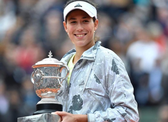 Española Muguruza destrona a Serena y gana el Roland Garros