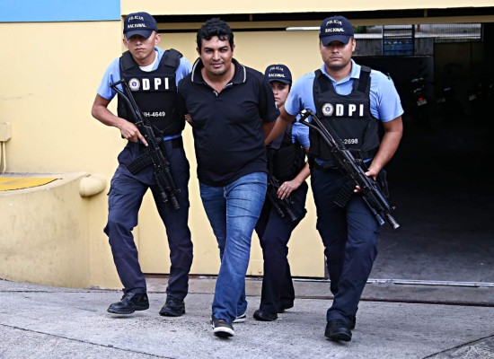 DPI captura a supuesto autor de triple crimen