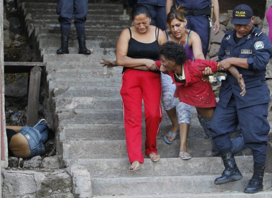 A balazos le quitan la vida a una mujer