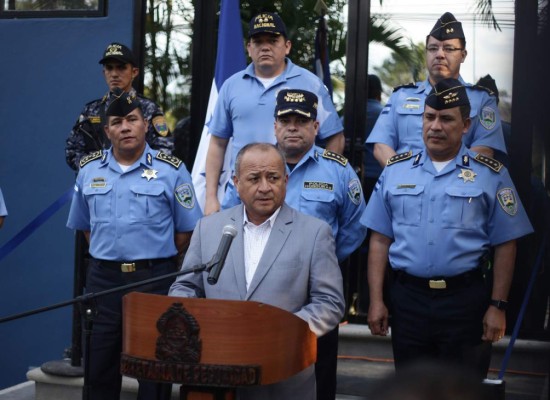 Cinco ministros y 6 cúpulas policiales deben dar cuentas