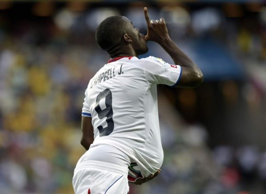 Costa Rica firma una gran remontada y sorprende a Uruguay