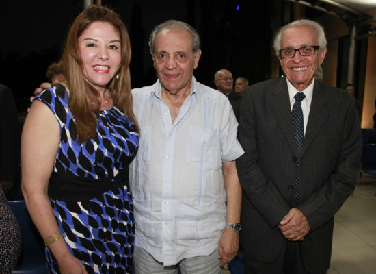 Banco del País honra a Hilda de Córdoba