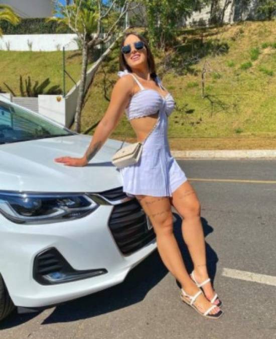 La modelo fue trasladada en un helicóptero a un hospital de Paraná en estado crítico, pero murió poco después de la llegada por la gravedad de sus heridas, según reportaron medios locales.