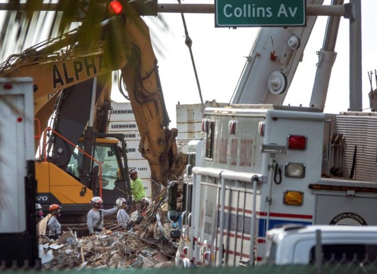 Mayoría de las 9 víctimas mortales del derrumbe tenía origen hispano  