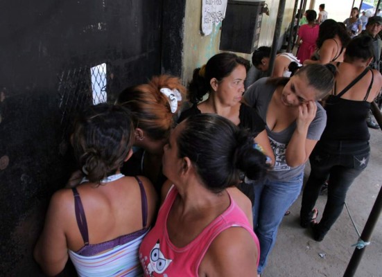 Reos hondureños matan a compañero de celda en San Pedro Sula