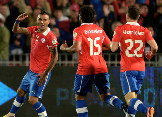 Chile arrolla a Venezuela y acaricia pasaje a Brasil