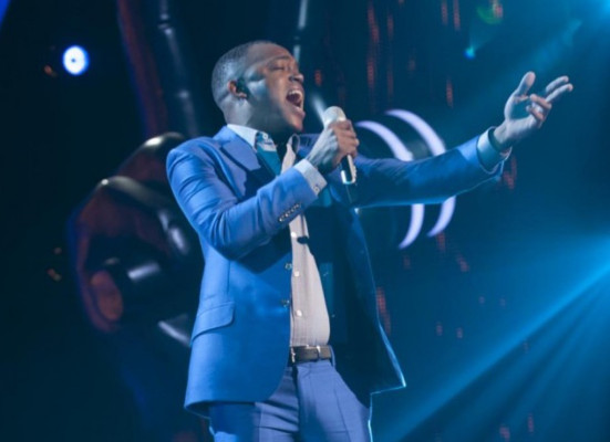 Willy Espinoza rinde tributo a Marc Anthony