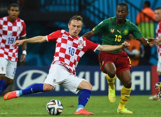Croacia golea a Camerún y se jugará con México el pase a octavos