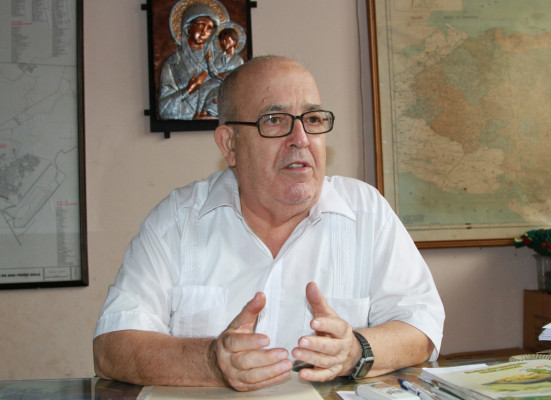 'Compartamos con los más pobres esta Navidad”: Senis