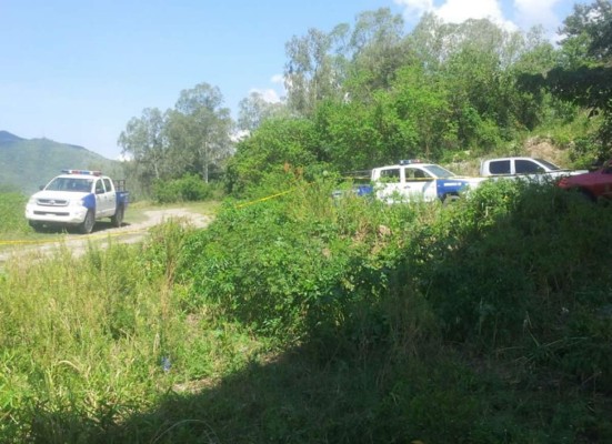 Acusa a militares de matar a su esposo en Chamelecón