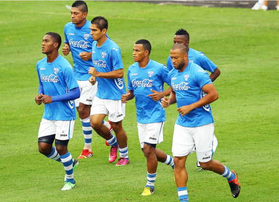 Honduras, consciente de que no debe fallar contra Panamá