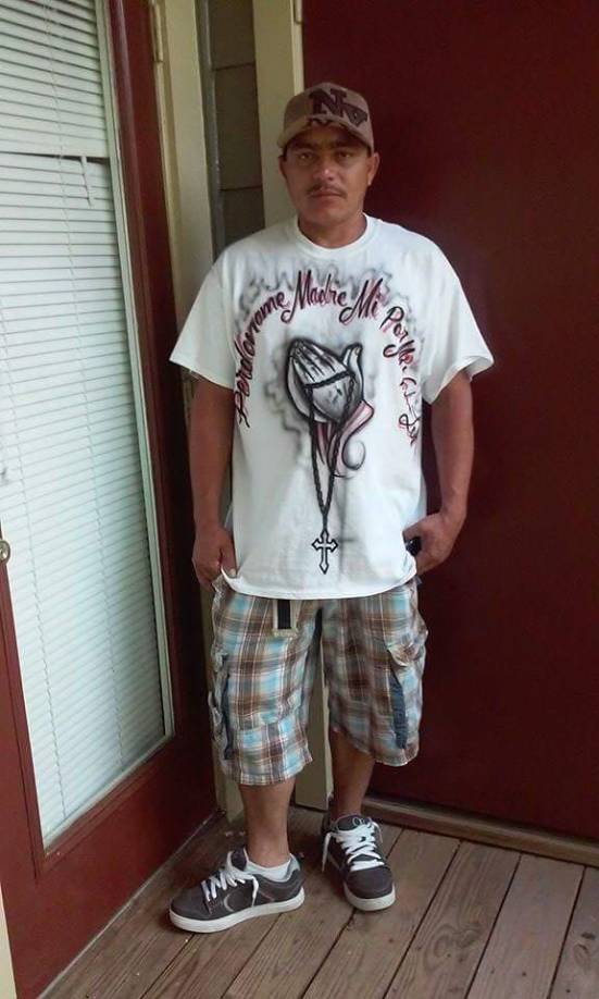 Pese a los intentos de los paramédicos, Contreras fue declarado muerto en el lugar de los hechos, dijeron las autoridades.