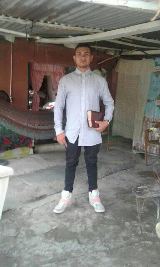 Ante esta escalada de violencia y la propagación de mensajes intimidatorios, el Secretario de Seguridad, Gustavo Sánchez, hizo un llamado a la población y a los medios de comunicación a no contribuir a la masificación de este tipo de noticias que, en su opinión, alimentan la sensación de inseguridad y fortalecen la imagen de los grupos criminales.