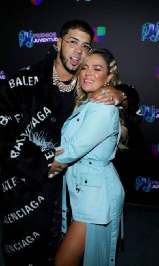 'Ella no me falló ni yo le fallé a ella. Son cosas que pasan en cualquier relación común y corriente. No es un problema con otras mujeres', aseguró Anuel para pedir a sus respectivos fanáticos que no traten de generar controversias porque no hubo terceras personas implicadas en el final de su historia de amor.