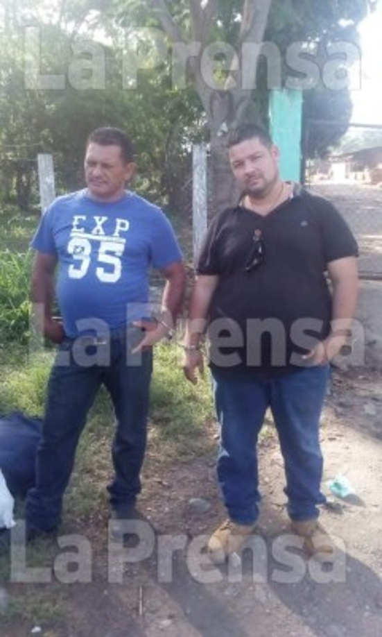 Estos dos hombres también fueron detenidos en la operación que comenzó desde las 6:00 de la mañana.