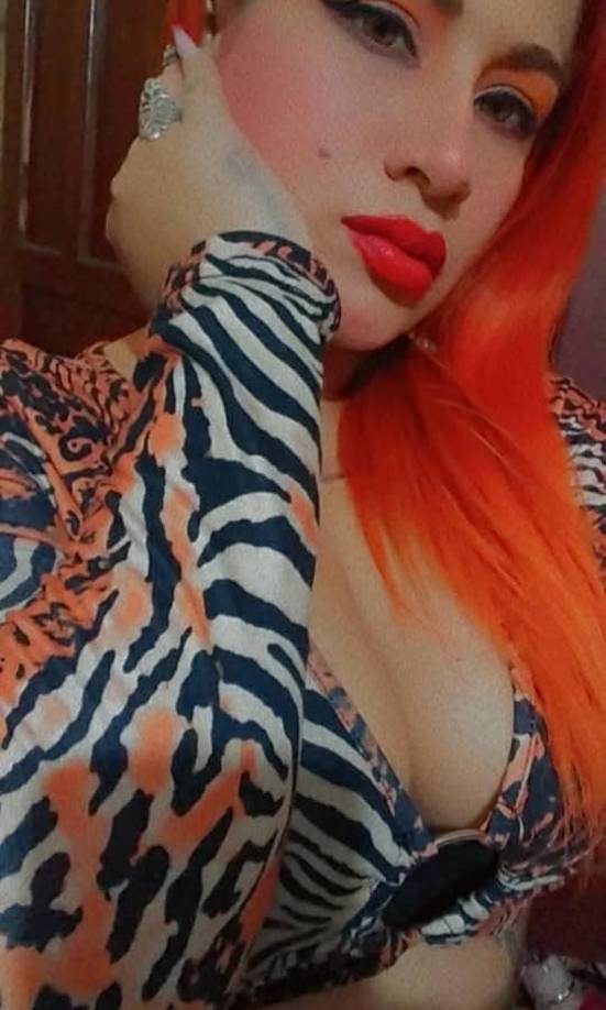 Los primeros informes destacan que se manejan dos hipótesis: que fue ultimada en ese sector y que su cuerpo fue lanzado desde un vehículo ya sin vida. 