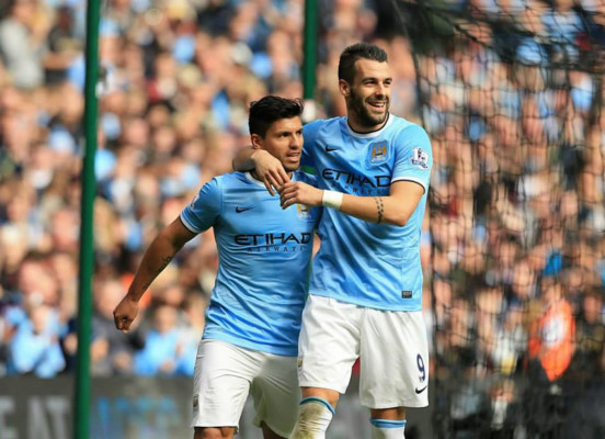 Manchester City quita el invicto al Everton