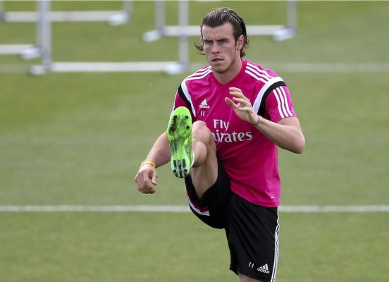 Gareth Bale entrena con normalidad antes del viaje a Sevilla
