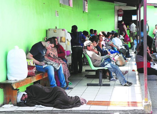 Secretaría de Salud enfrenta millonarias demandas por mala praxis