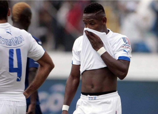 Romell Quioto: 'Tenemos que mejorar en la tenencia del balón'