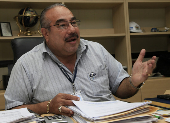 Suspenden a gerente de la ENP tras paro de empleados