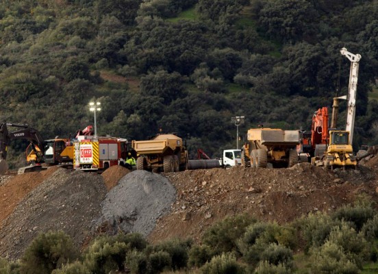 Finalizan túnel para rescatar al niño atrapado en un pozo en España