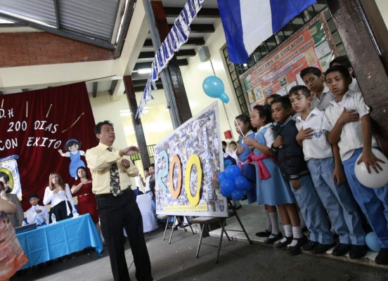 Educación celebra de nuevo 200 días de clases