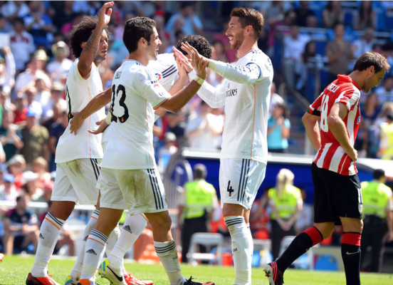 Isco y Cristiano Ronaldo guian al Real Madrid a su tercer triunfo