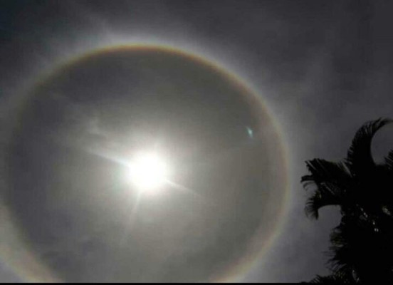 Un halo solar despierta curiosidad en Honduras