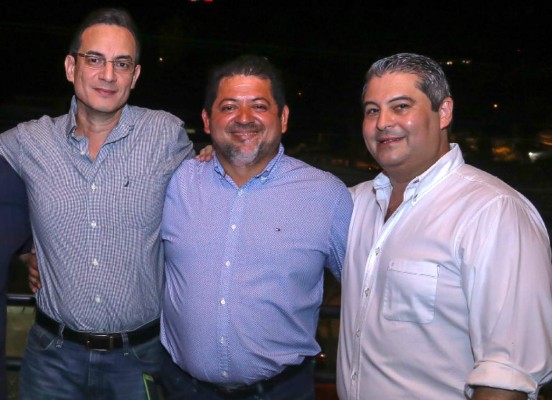 Cita por la gran amistad de colegio