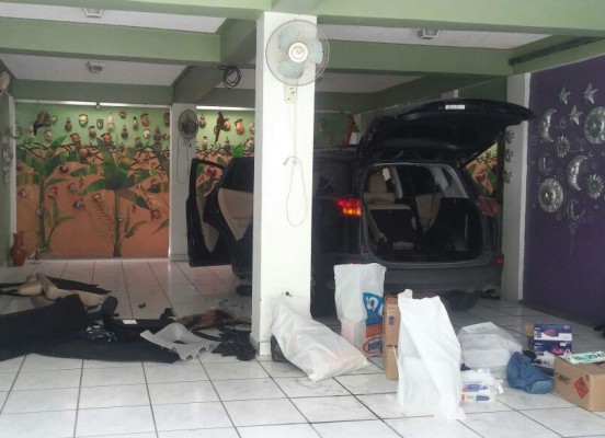 Policía recupera camioneta de lujo con reporte de robo en San Pedro Sula