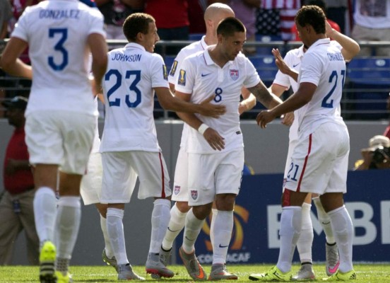 Estados Unidos apabulla a Cuba y pasa a semifinales