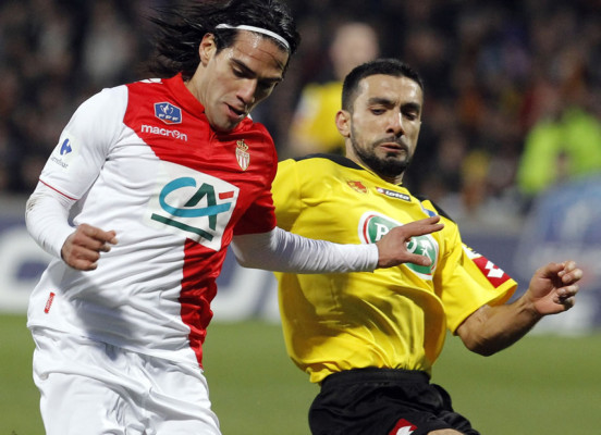 Jugador que lesionó a Falcao recibió amenazas de Colombia