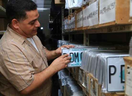 Más de 140,000 placas ha entregado el IP en San Pedro Sula