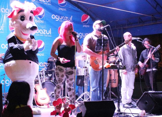 Jorge Torres en concierto de la UTH