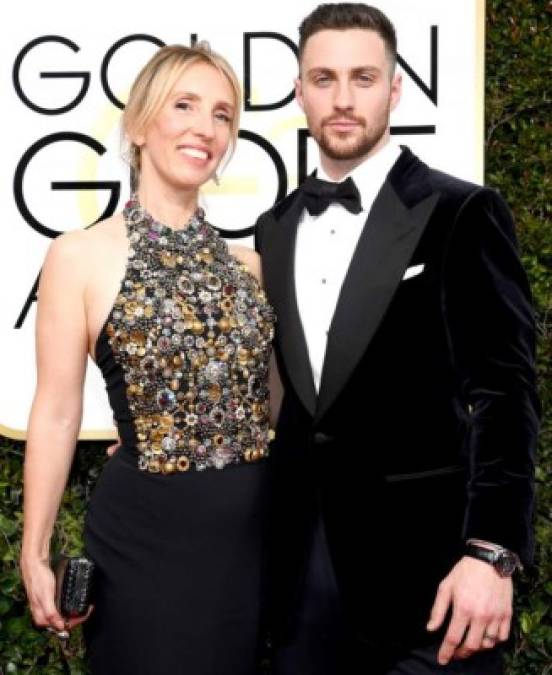 Aaron Taylor-Johnson <br/>Edad:28 años <br/>Mejor conocido por: Kick-Ass y Avengers: Age of Ultron<br/><br/>Este galán británico está hombre casado con la directora Sam Taylor-Johnson, de 51 años, conocida por filmes como Fifty Shades of Grey.<br/><br/>Podrás verlo en la película de Netflix 'Outlaw King' junto a Chris Pine.