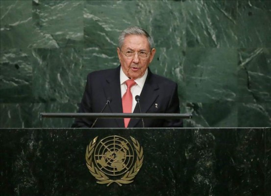 Raúl Castro se estrena en la ONU reclamando el fin del embargo